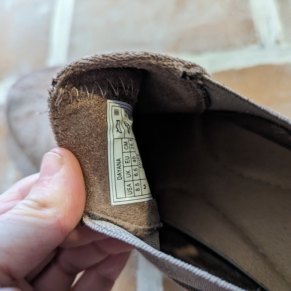 Earth Origins Dayana taupe Suede Booties size 8.5 - Picture 5 of 6